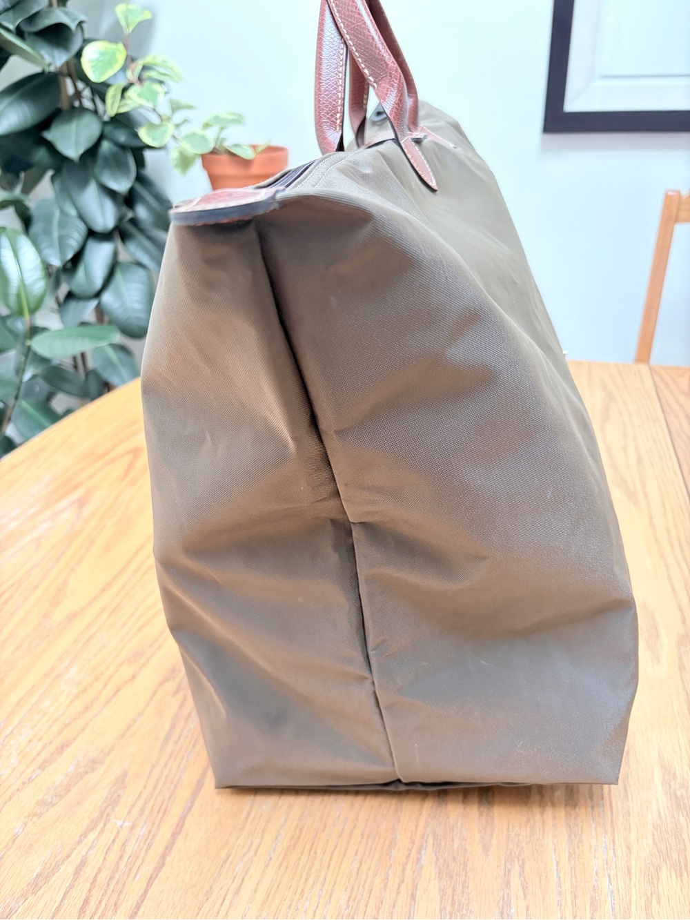 Longchamp Olive Green Travel Weekender Duffel Bag with Leather Handles - Picture 7 of 16